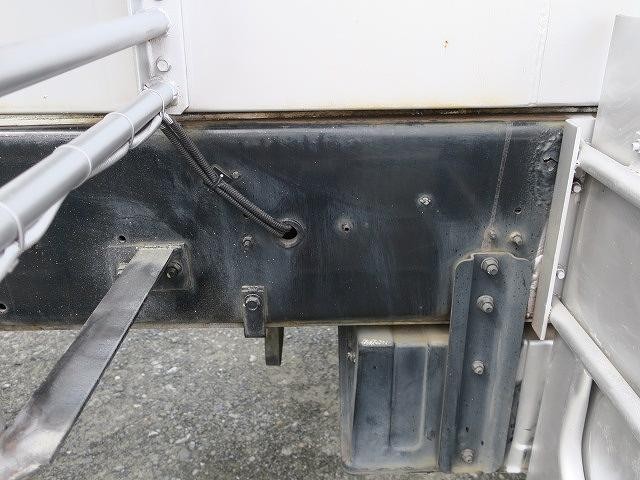 中古トラック 日野粉粒体運搬車 #11