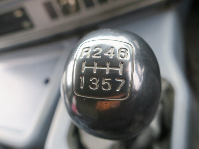 中古トラック 日野粉粒体運搬車 #19