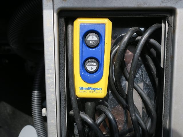 中古トラック 三菱ふそうアルミバン #9