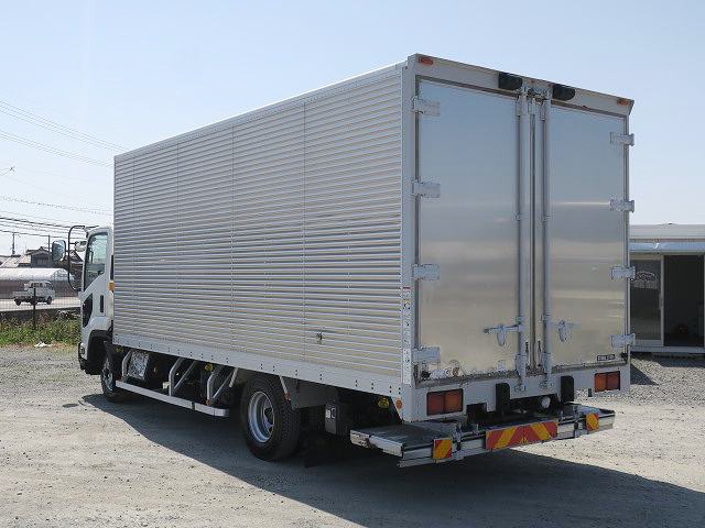 中古トラック いすゞアルミバン ＃4