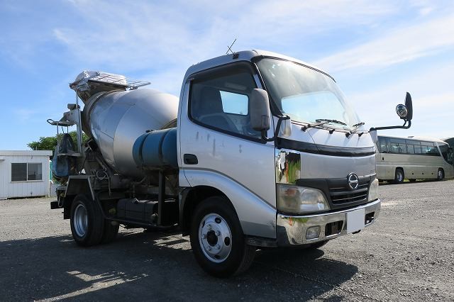 中古トラック 日野コンクリートミキサー車 #2