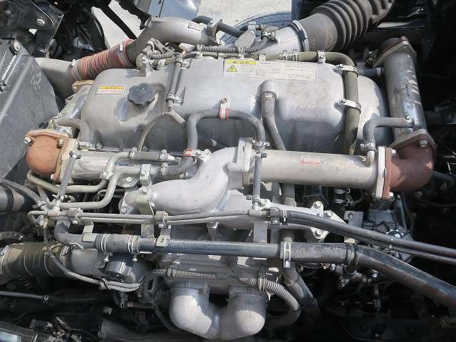 中古トラック いすゞコンクリートミキサー車 ＃8