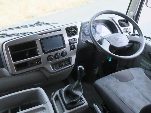 中古トラック UDトラックスアルミウィング ＃15