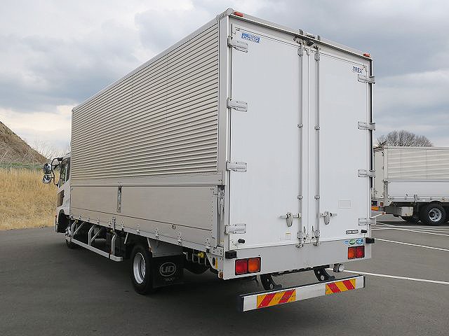 中古トラック UDトラックスアルミウィング ＃4