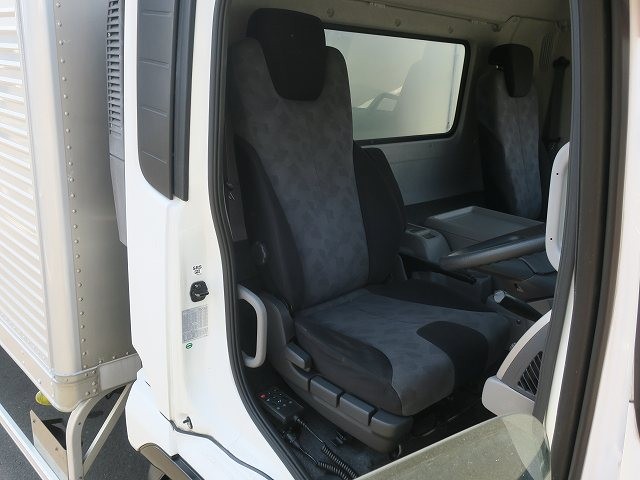 中古トラック UDトラックスアルミバン #14