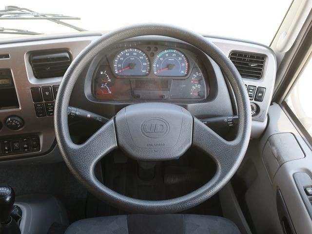 中古トラック UDトラックスアルミバン #16