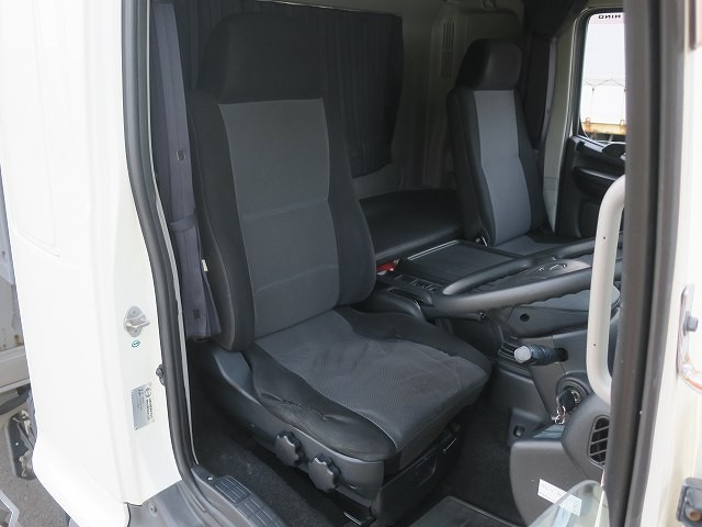 中古トラック 日野アルミウィング ＃12