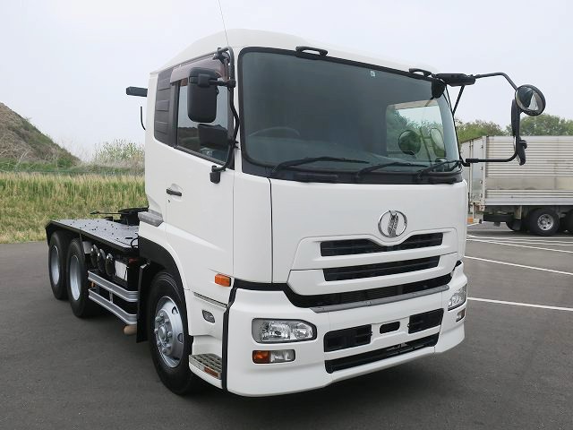 中古トラック UDトラックストラクタヘッド #2