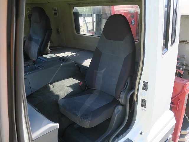 中古トラック 三菱ふそうクレーン付平ボディアルミブロック #22