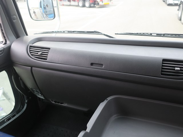 中古トラック いすゞ冷凍ウィング #15