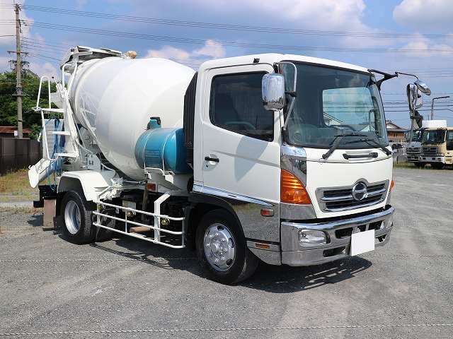 中古トラック 日野コンクリートミキサー車 ＃2