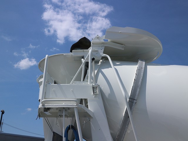 中古トラック 日野コンクリートミキサー車 ＃7