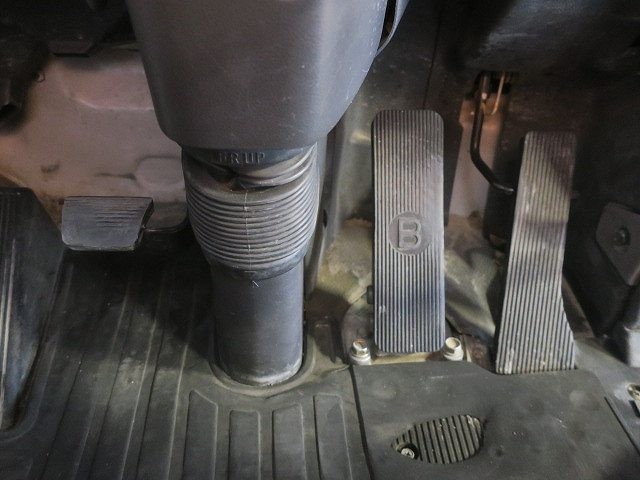 中古トラック UDトラックスコンクリートミキサー車 #21