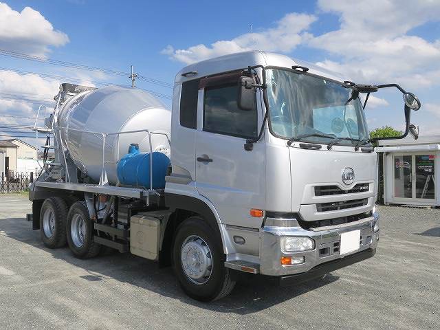 中古トラック UDトラックスコンクリートミキサー車 #2