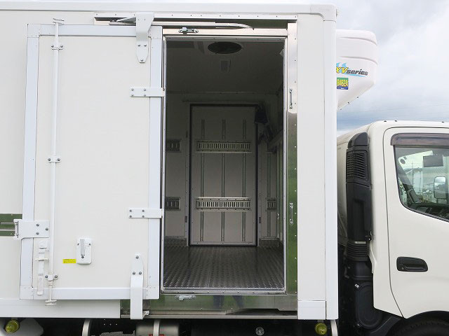 中古トラック 日野冷凍バン ＃9