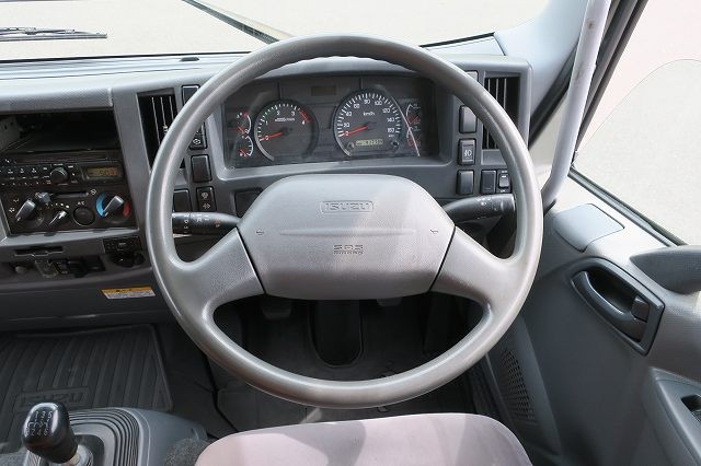 中古トラック いすゞアルミバン #17