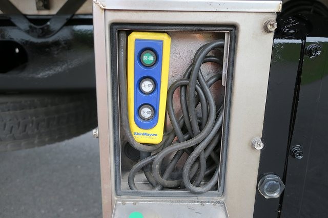 中古トラック いすゞアルミバン #9