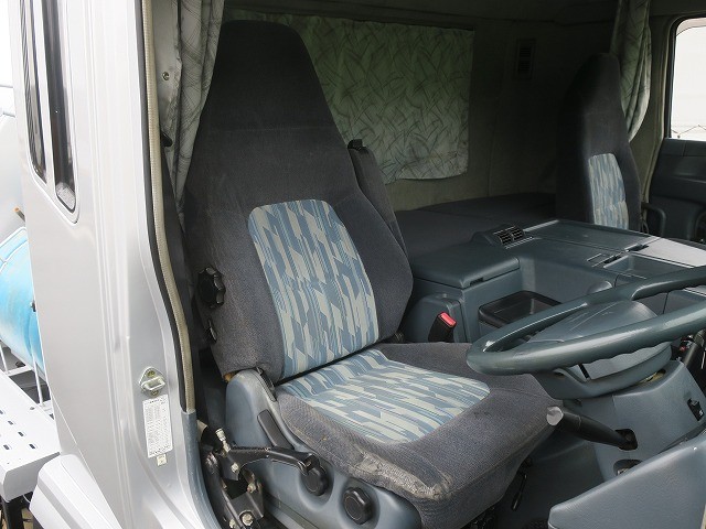 中古トラック 三菱ふそうコンクリートミキサー車 #13