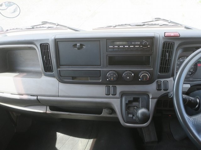 中古トラック 日産平ボディ #15