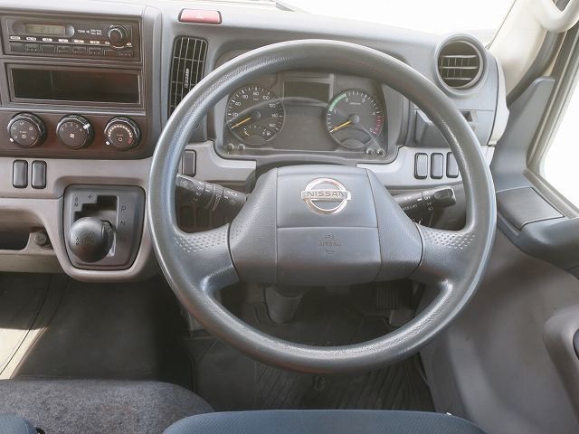 中古トラック 日産平ボディ #16
