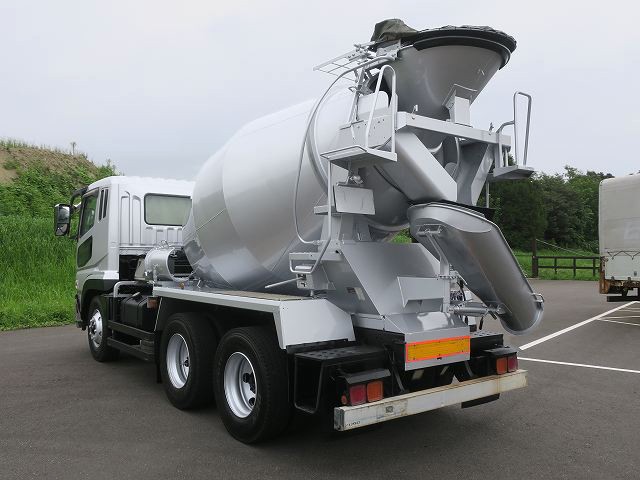 中古トラック 三菱ふそうコンクリートミキサー車 #4