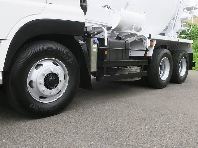 中古トラック UDトラックスコンクリートミキサー車 #6