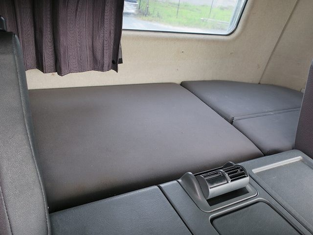 中古トラック 三菱ふそうトラクタヘッド #23