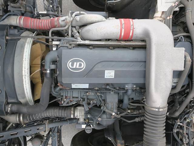 中古トラック UDトラックス平ボディアルミブロック ＃13