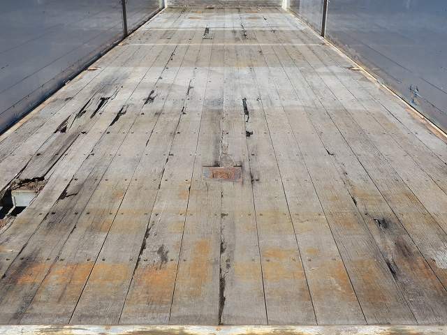 中古トラック UDトラックス平ボディアルミブロック ＃8