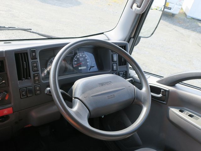 中古トラック いすゞアルミバン #15