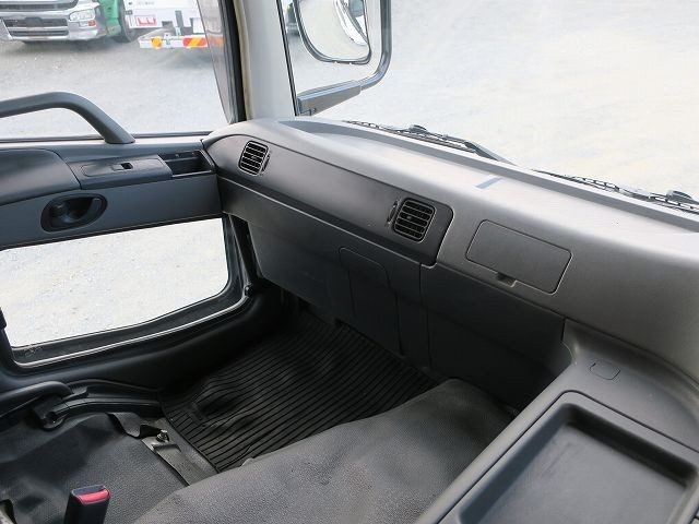 中古トラック 三菱ふそうコンクリートミキサー車 #17