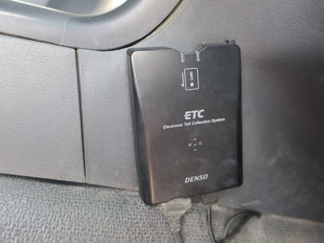 中古トラック 三菱ふそうコンクリートミキサー車 #22