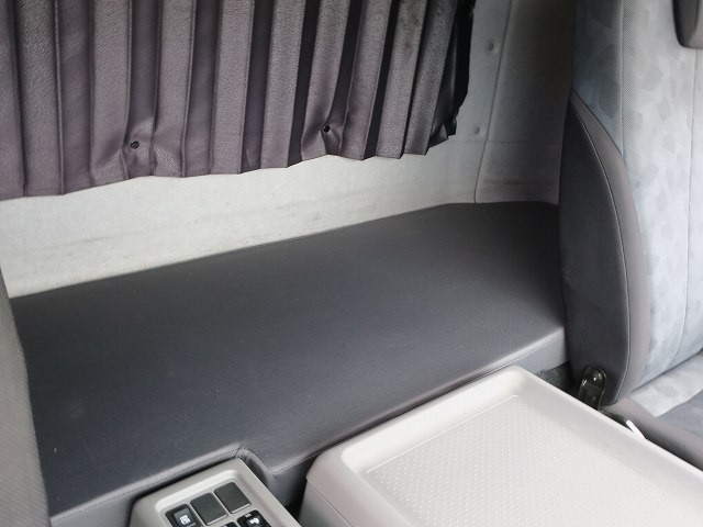 中古トラック UDトラックスアルミウィング ＃23