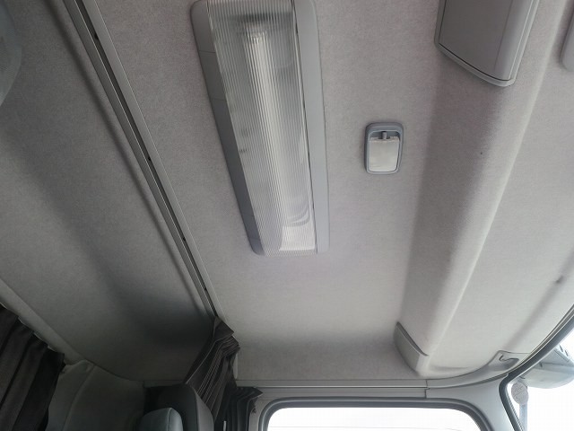 中古トラック UDトラックスアルミウィング ＃24