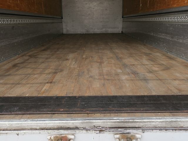 中古トラック UDトラックスアルミウィング ＃6