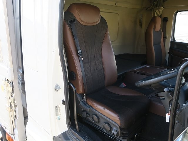 中古トラック 日野アルミウィング ＃13