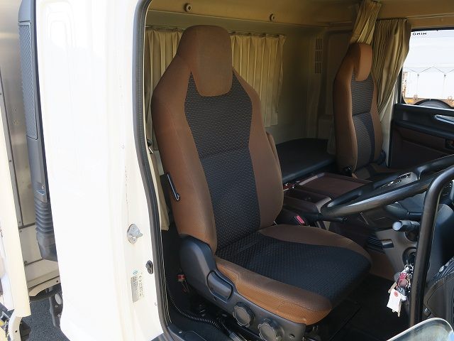 中古トラック 日野アルミウィング ＃13