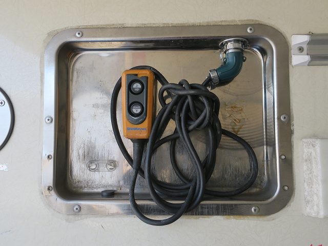 中古トラック 日野冷凍バン ＃11