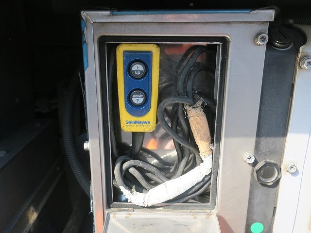 中古トラック 日野冷凍バン ＃13