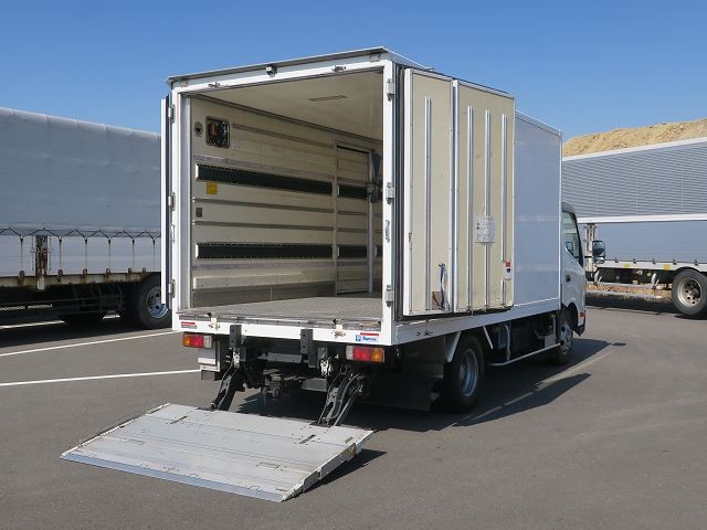 中古トラック 日野冷凍バン #9