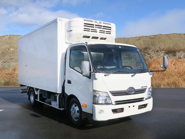 中古トラック 日野冷凍バン ＃2