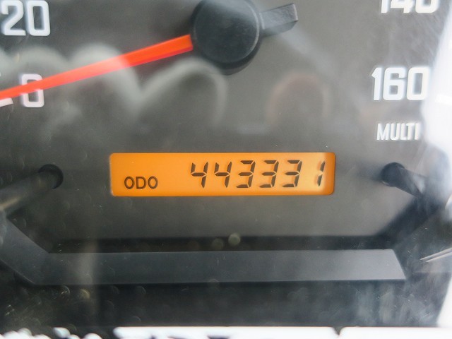 中古トラック いすゞ冷凍バン ＃19