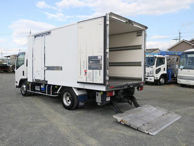 中古トラック いすゞ冷凍バン #3