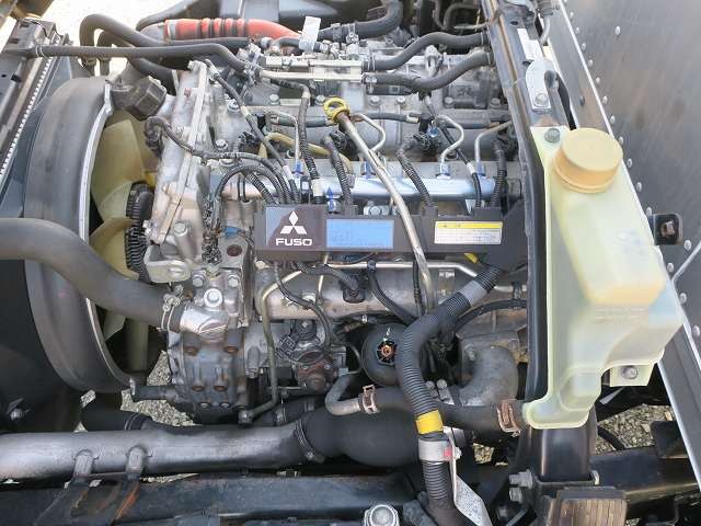 中古トラック 三菱ふそうアルミバン ＃12