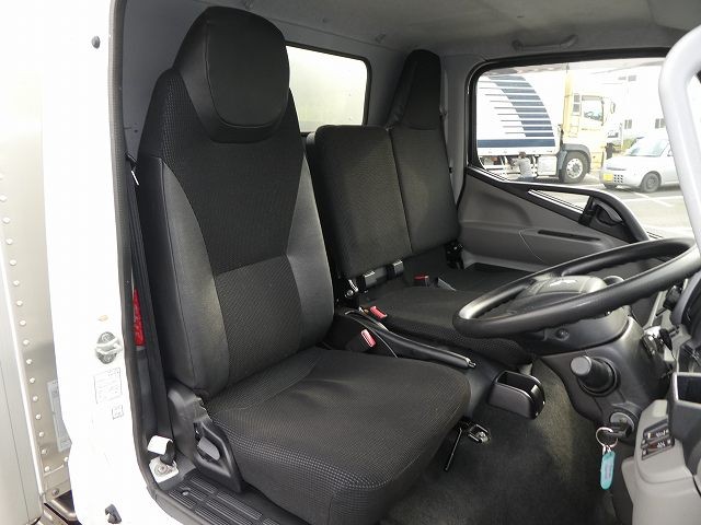 中古トラック 三菱ふそうアルミバン ＃12