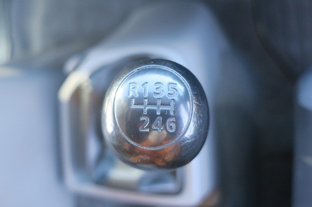 中古トラック UDトラックスアルミウィング ＃17