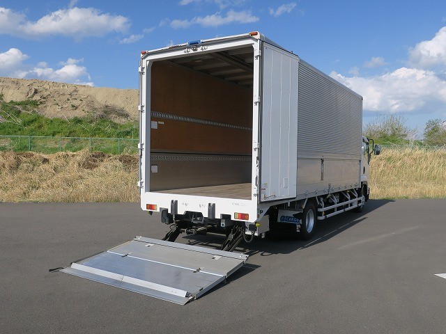 中古トラック いすゞアルミウィング ＃9