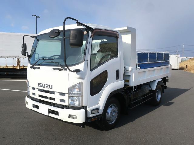 最新入庫情報】平成25年式 いすゞ フォワード 中型ダンプ • 中古