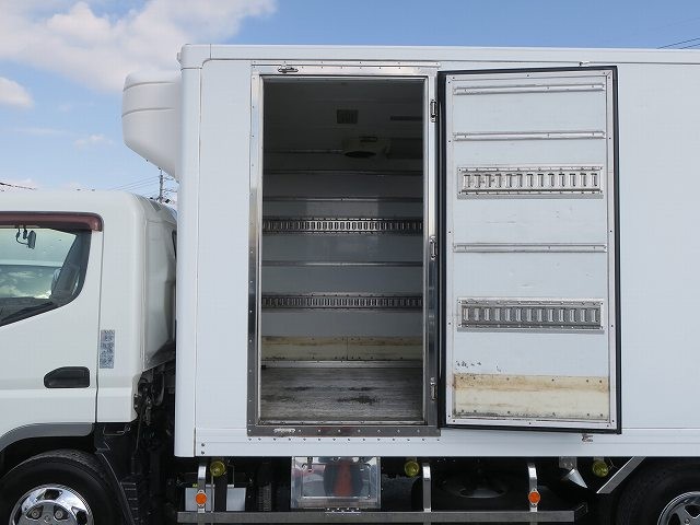 中古トラック 三菱ふそう冷凍バン ＃8