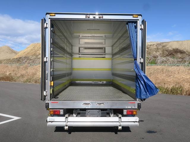 中古トラック 日野 デュトロ 小型冷凍バン